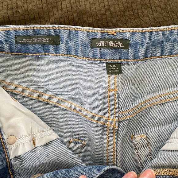 Target Wild Fable denim high waisted mom shorts: size 2/26 - Picture 6 of 8
